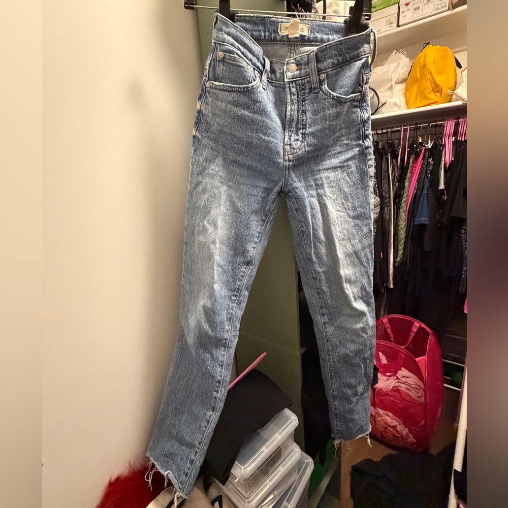 Madewell perfect vintage jeans size 23 blue wash with raw hem